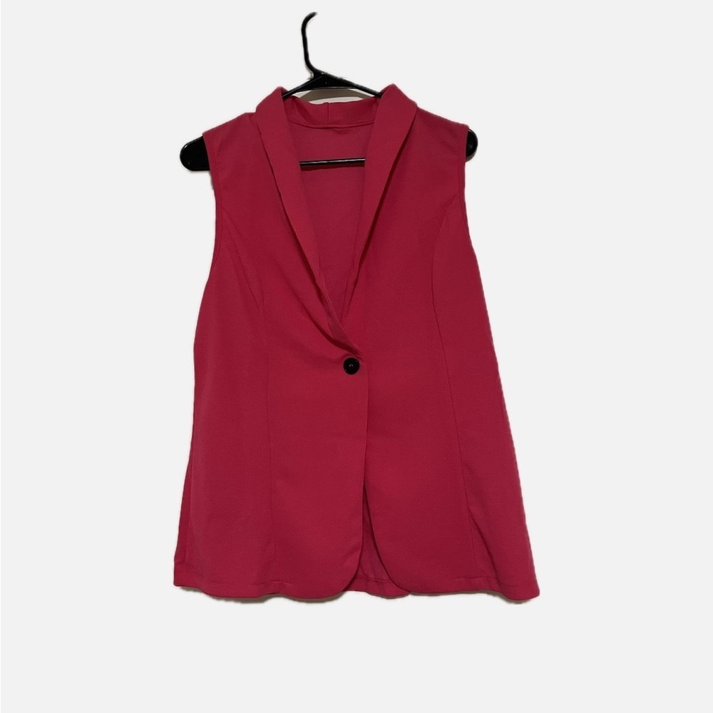 SHEIN Fuchsia Sleeveless Vest